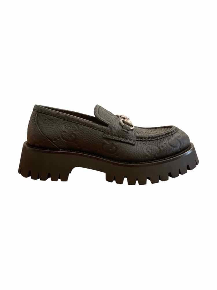 GUCCI Size 37 Black Shoes