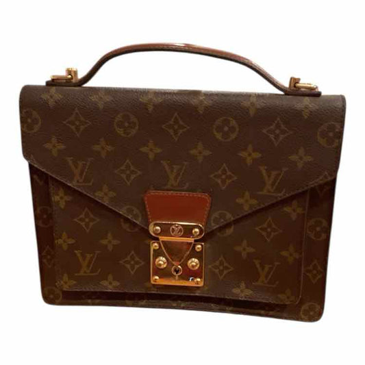 LOUIS VUITTON Size Medium MONOGRAM Purse