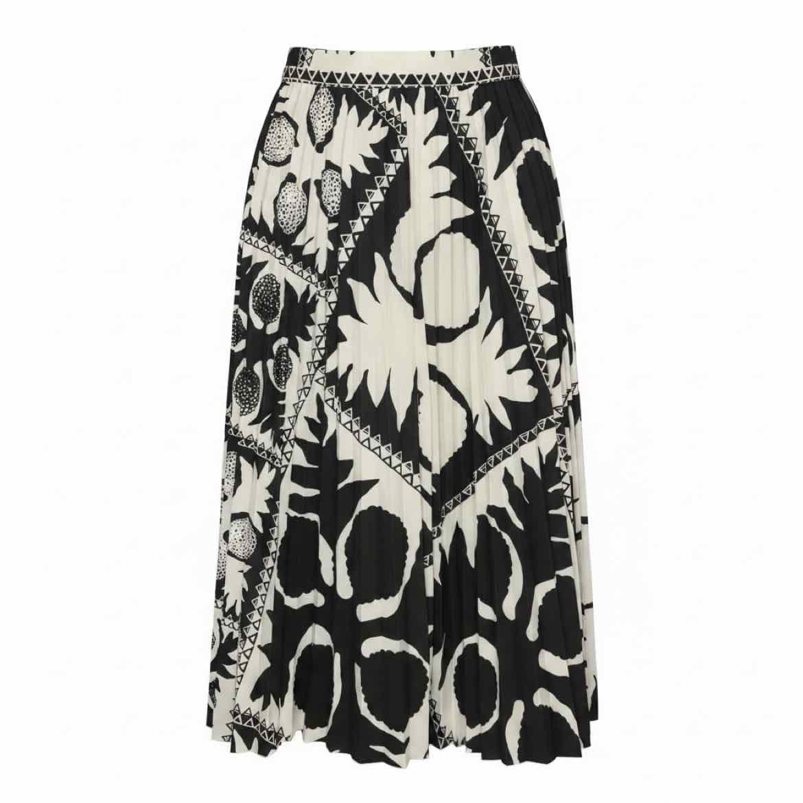 RED VALENTINO Size 40 BLK/WH Skirt