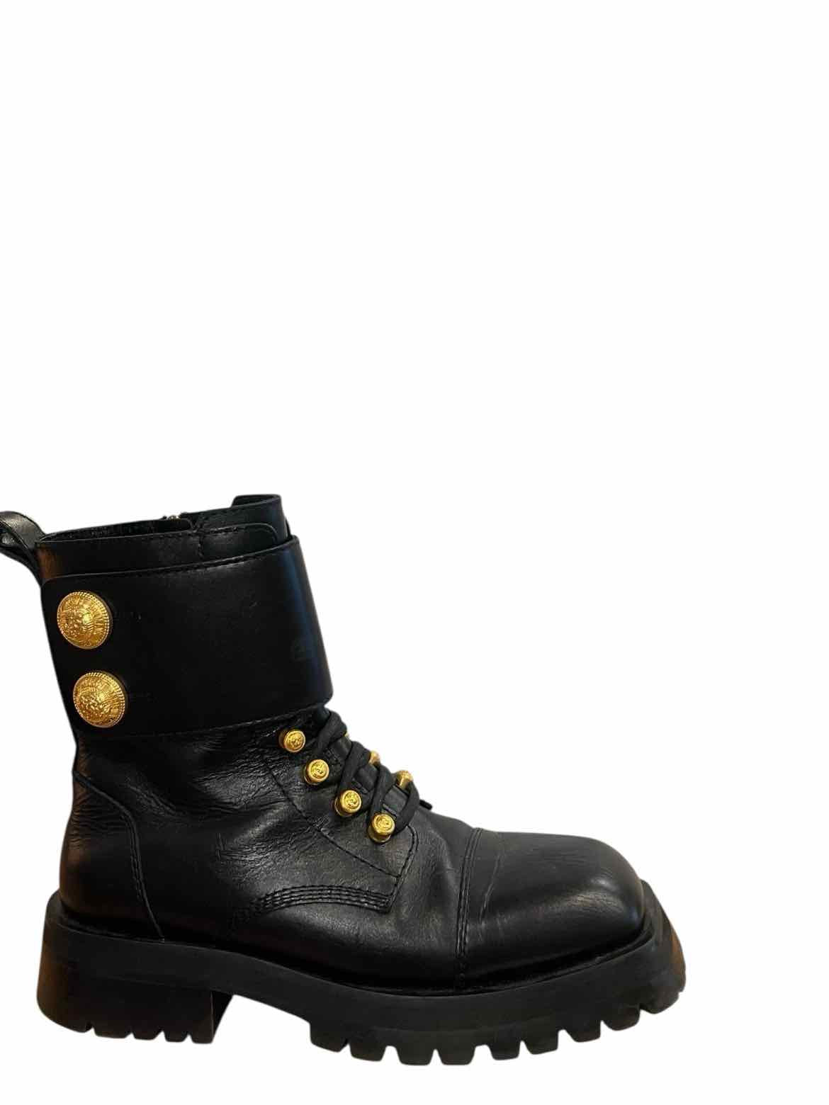 Balmain Size 39 Black BOOT