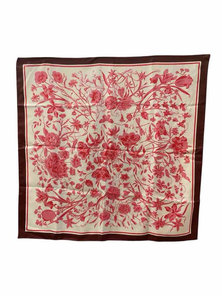 GUCCI Size 90 RED/WH/PK Scarf
