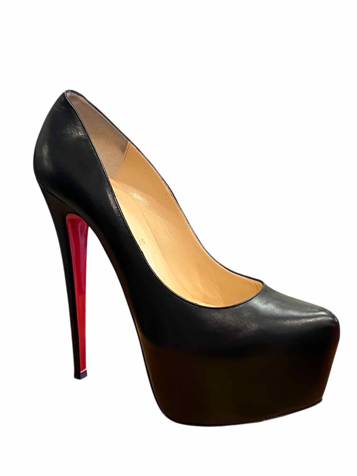 Christian Louboutin Size 41.5 Black Shoes