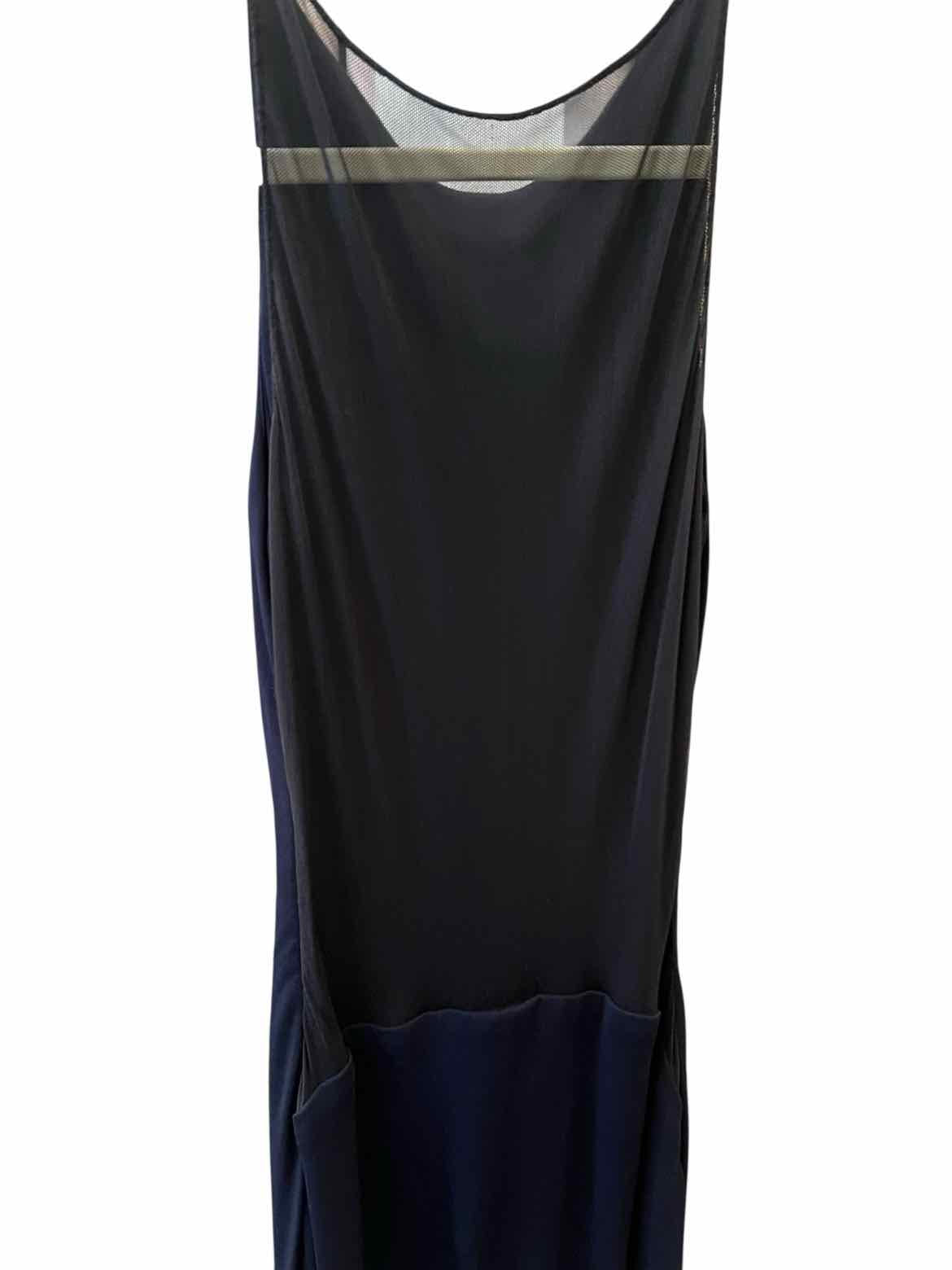Vera Wang Size 2 Navy FORMAL