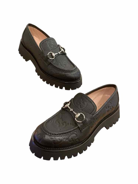 GUCCI Size 37 Black Shoes