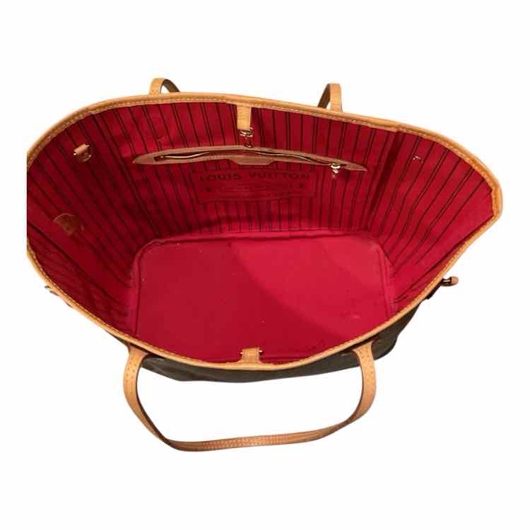 LOUIS VUITTON Size MM MONOGRAM Purse