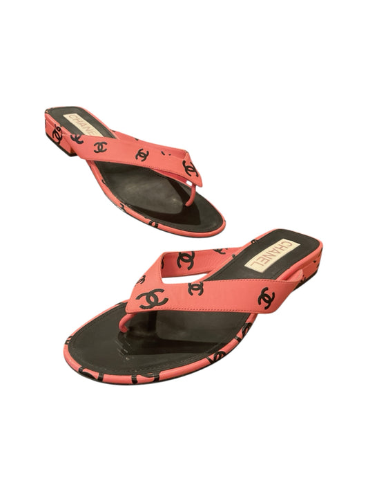 Chanel Size 40 PK/BLK Shoes