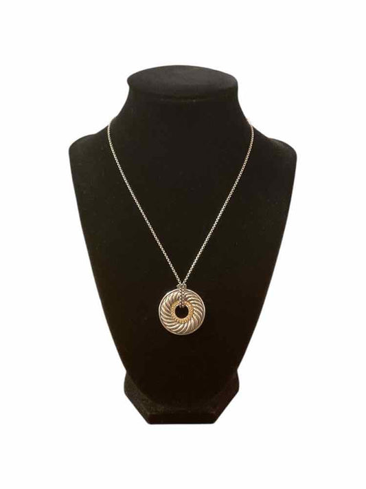 David Yurman Size 16 ss/750 Necklace