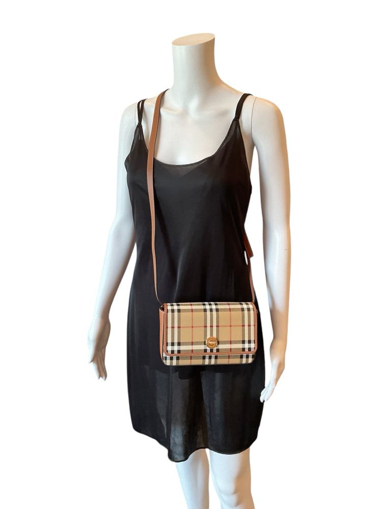 BURBERRY Size Small Hampshire Check Purse