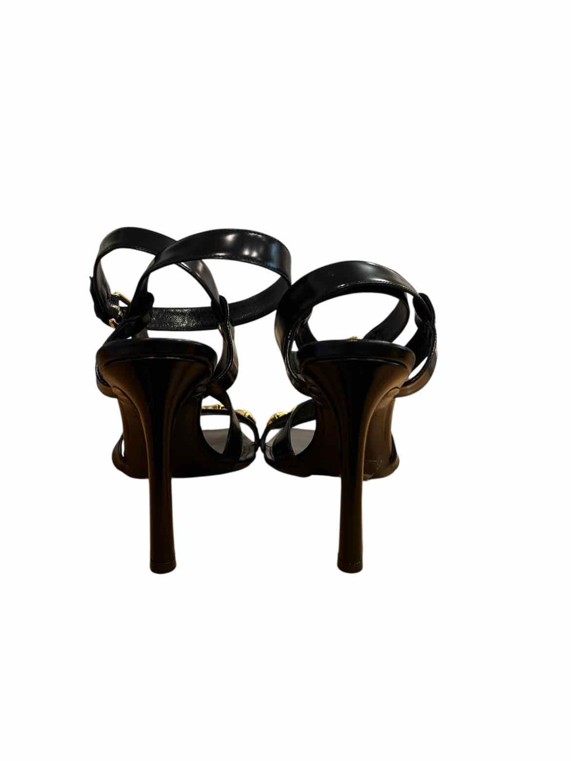 LOUIS VUITTON Size 39 Black Shoes