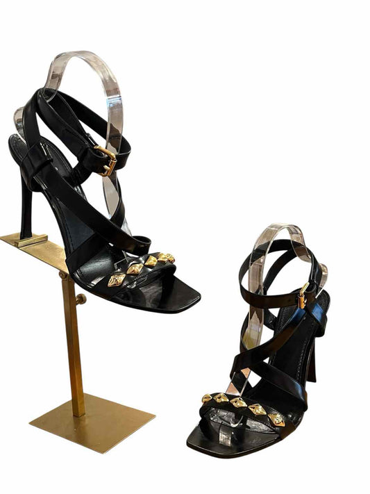 LOUIS VUITTON Size 39 Black Shoes