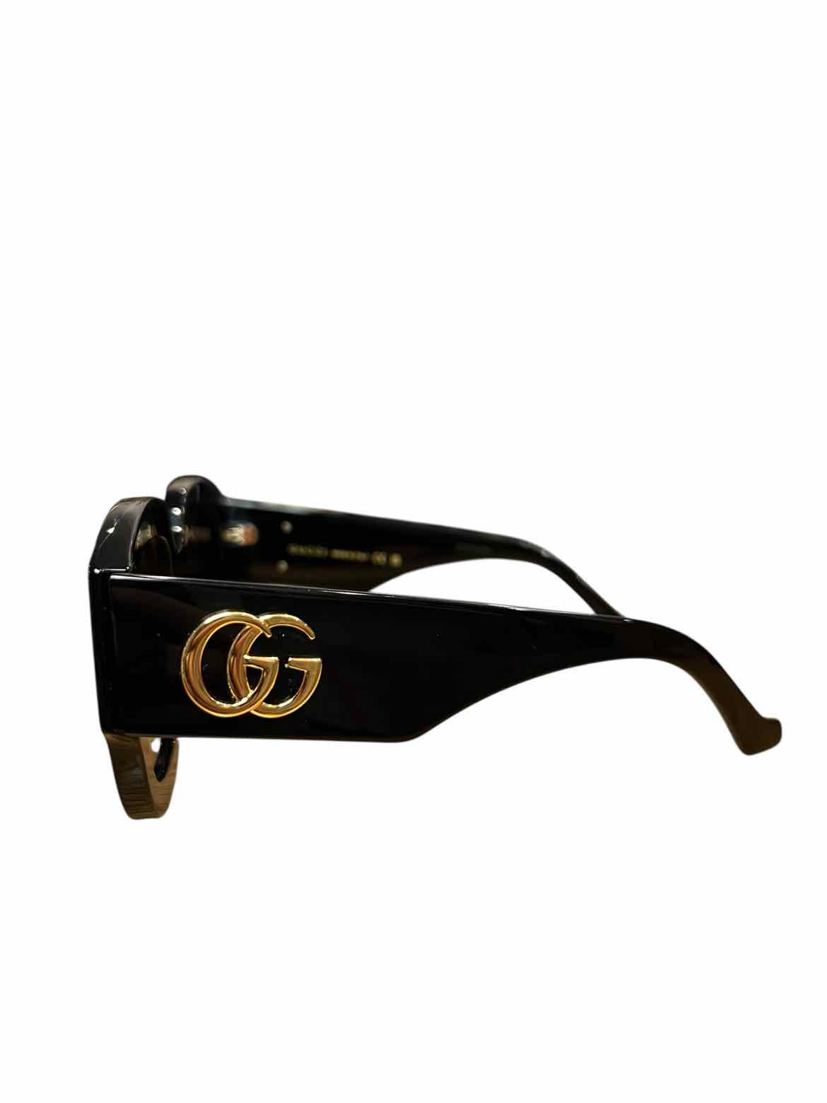GUCCI Black sunglasses