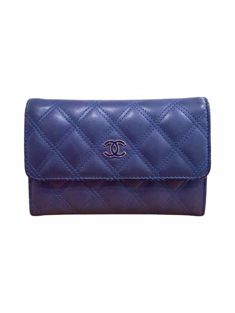 Chanel Size Medium PERIWINKLE Wallet