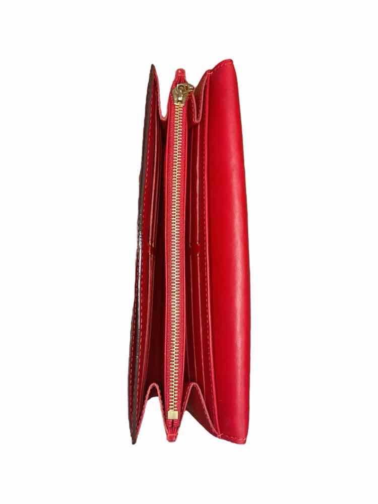 LOUIS VUITTON Size Long red vernis Wallet