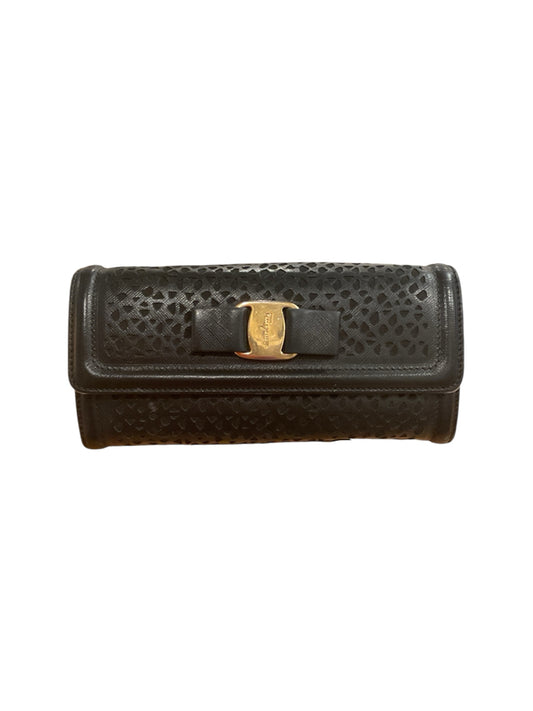 Ferragamo Size Long Black Wallet