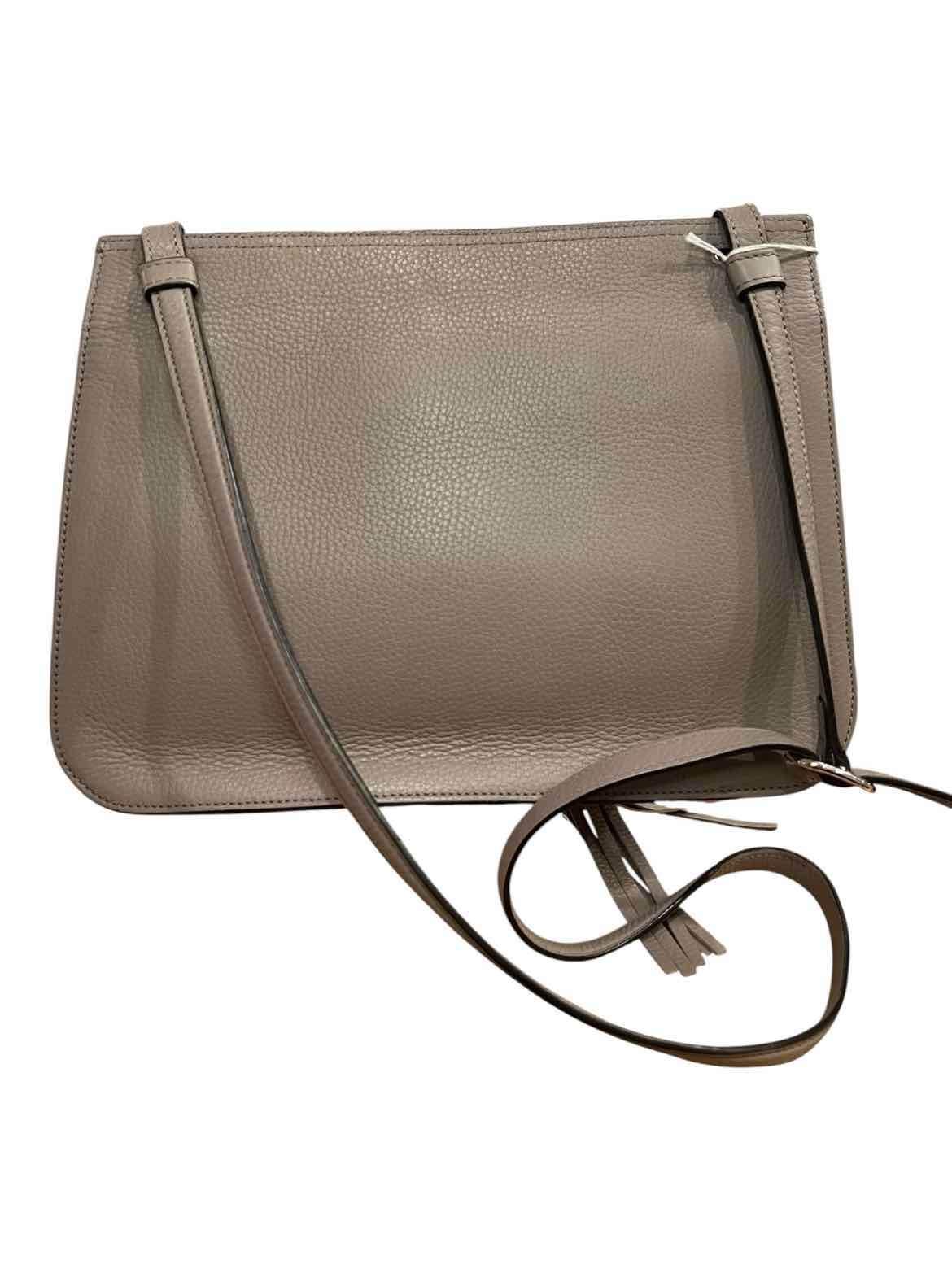 GUCCI Size Medium Grey Purse