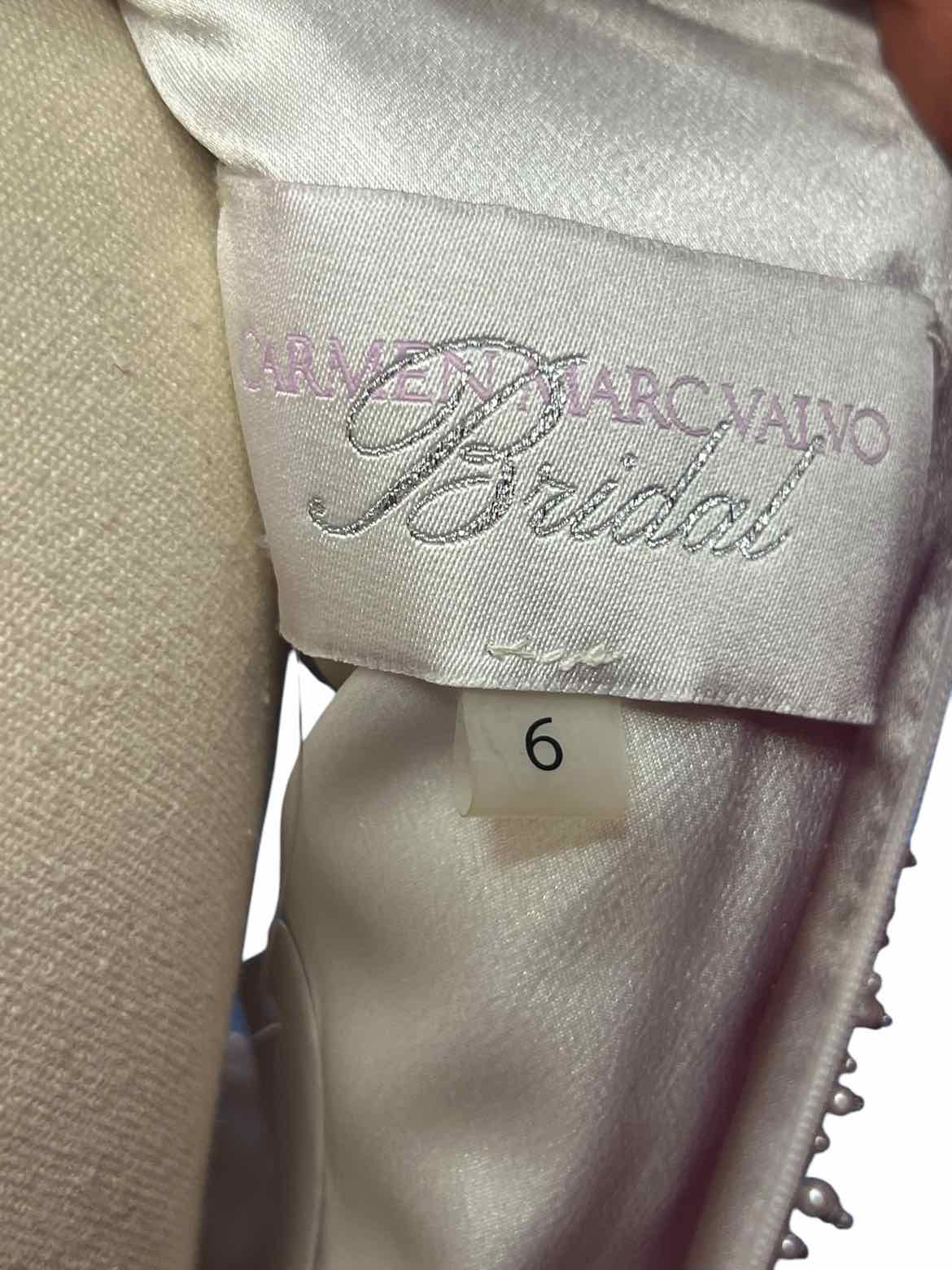 CARMEN MARC VALVO Size 6 White Cocktail