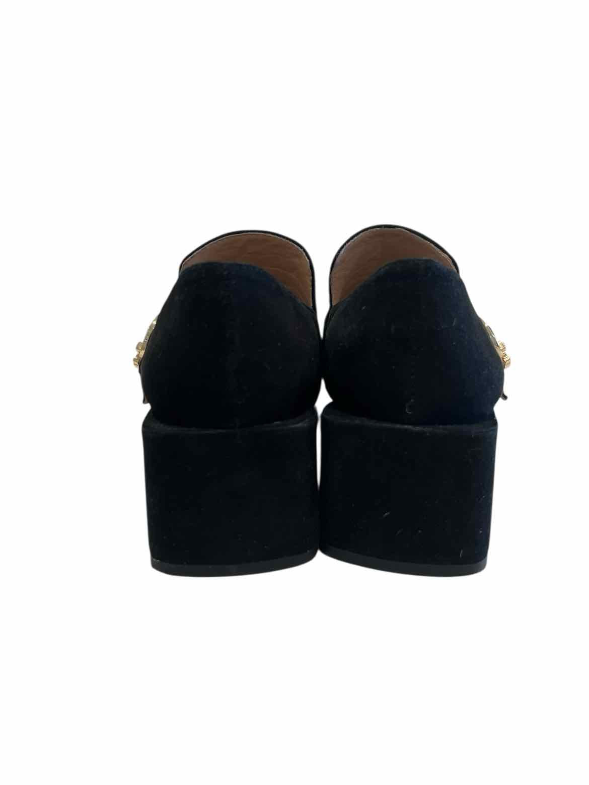 Tory Burch Size 5.5 black/gold Shoes