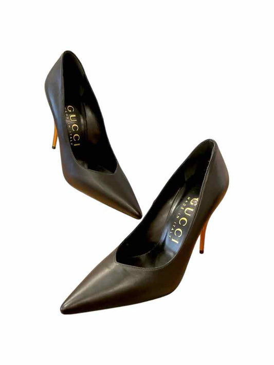 GUCCI Size 37 Black Shoes