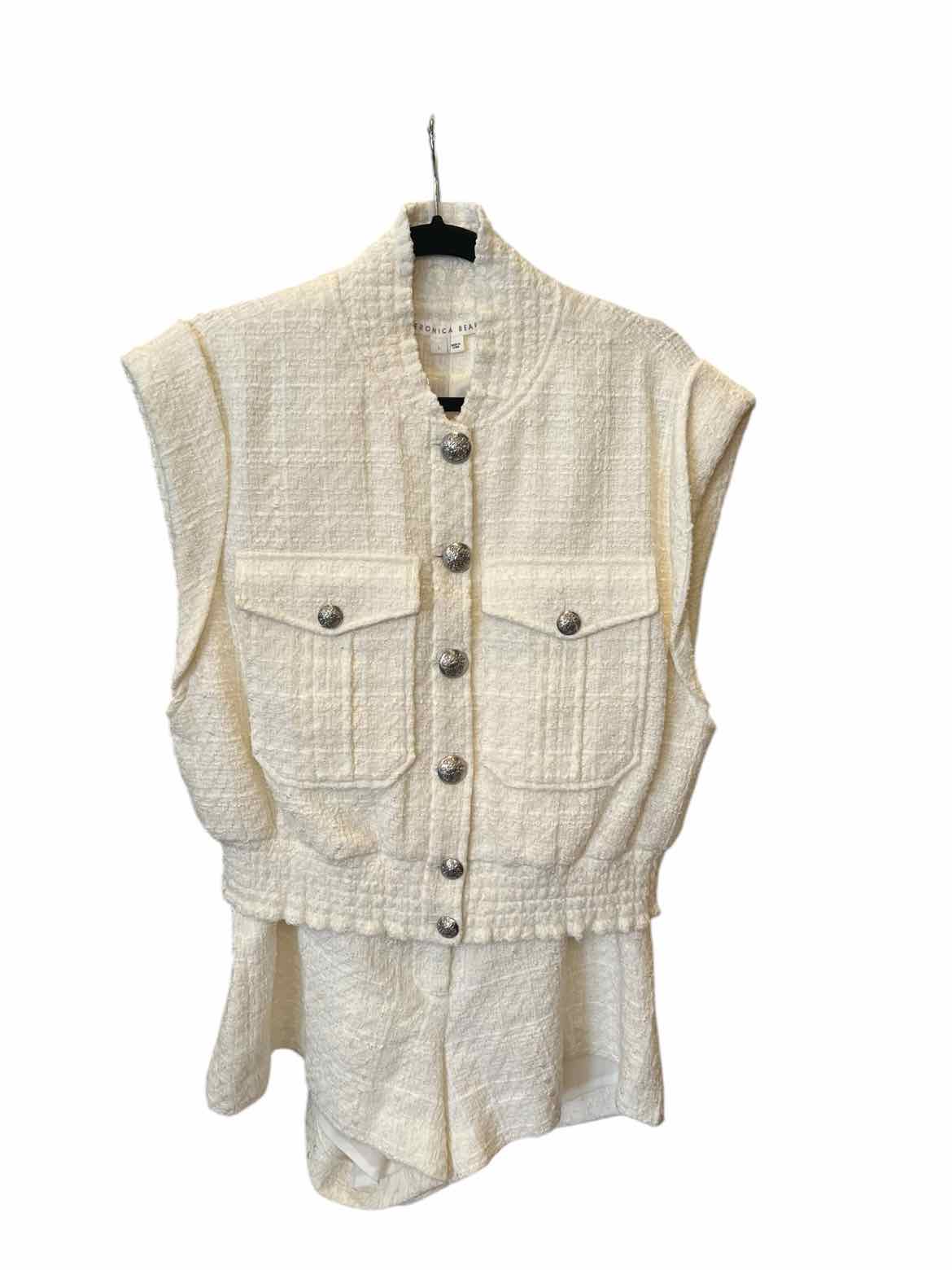 Veronica Beard Size Large White suit