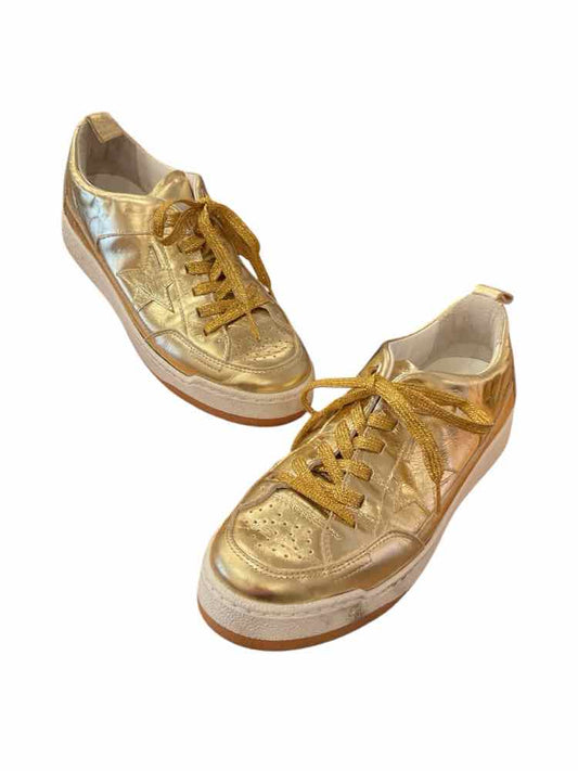 Golden Goose Size 40.5 gold metallic Shoes