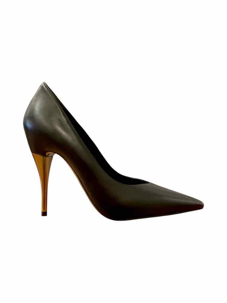 GUCCI Size 37 Black Shoes