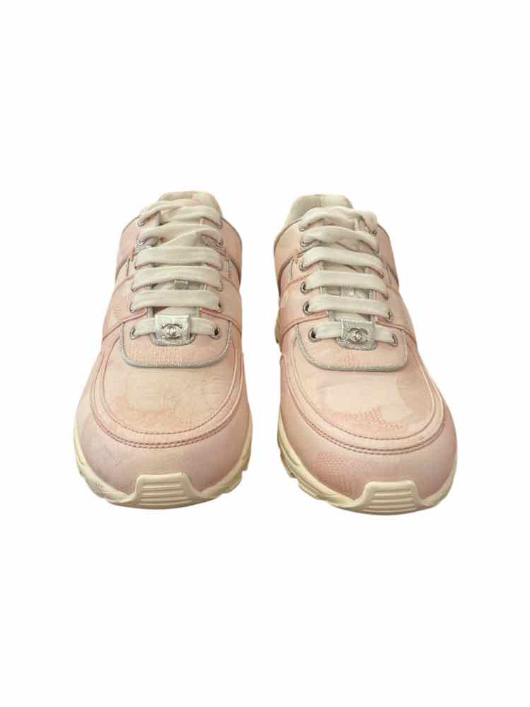 Chanel Size 37 pink/silver Shoes