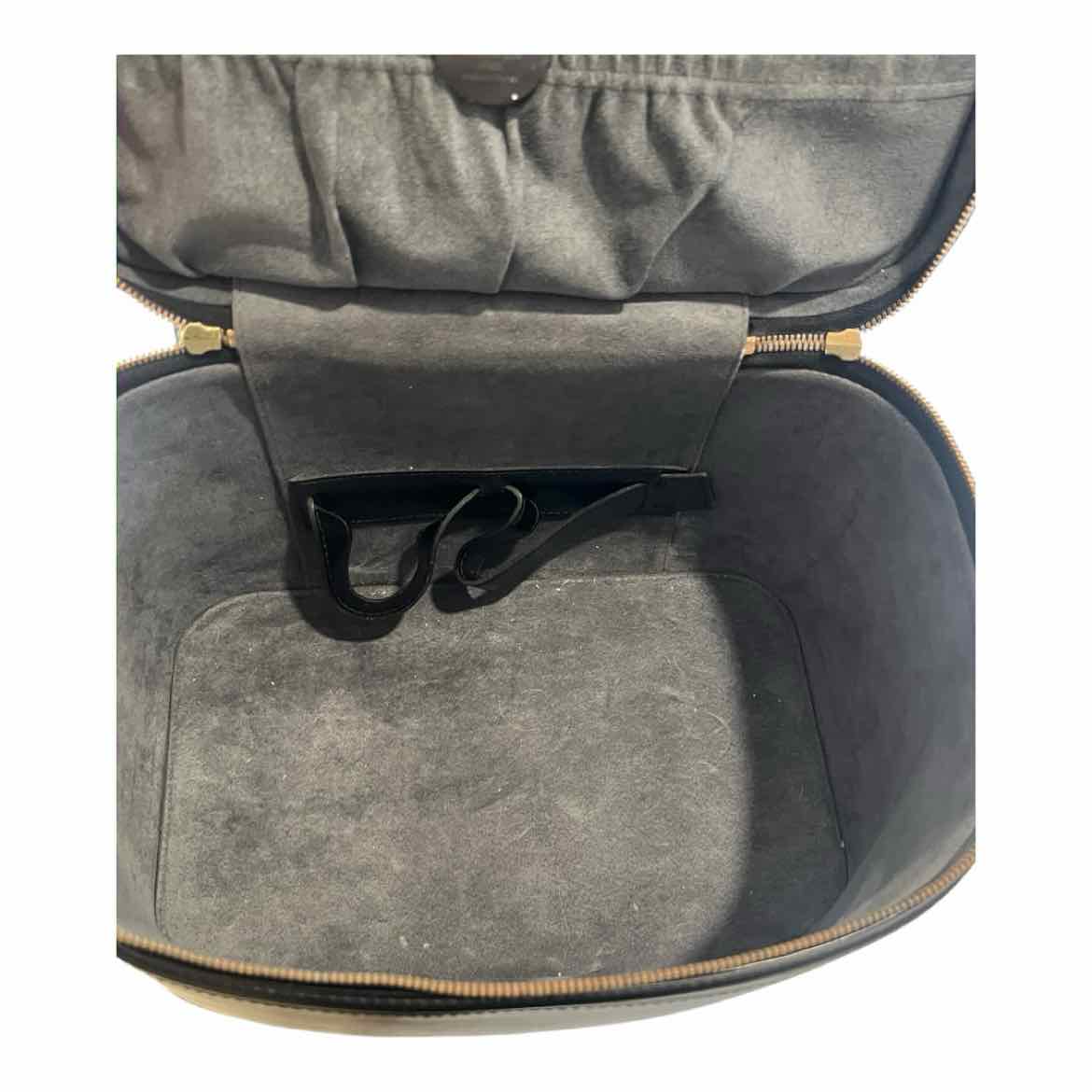 LOUIS VUITTON NOIR ACCESSORIES