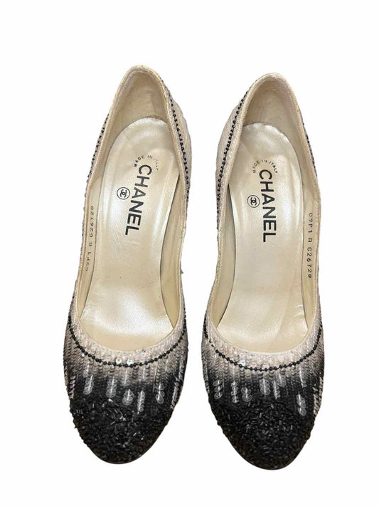 Chanel Size 38 Black/White Shoes