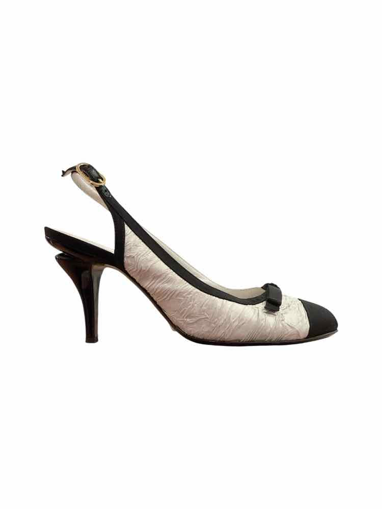 Chanel Size 38 white/black Shoes