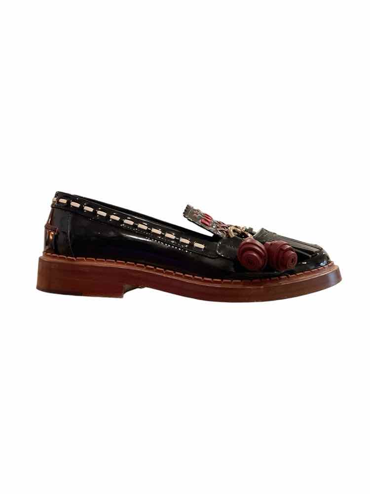 Tod's Size 38 black patent Shoes
