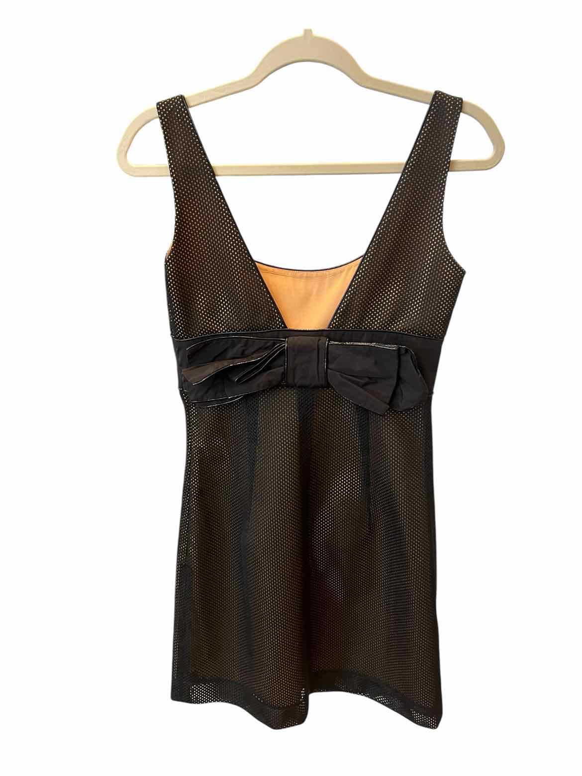 Valentino Size 40 Black Dress