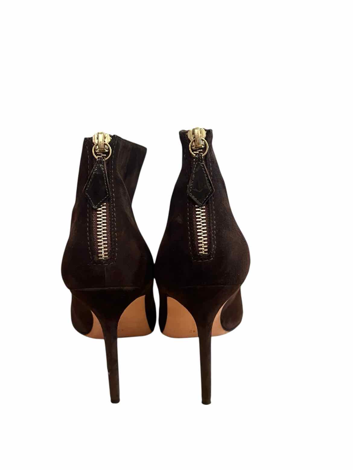 Manolo Blahnik Size 42 BROWN BOOT