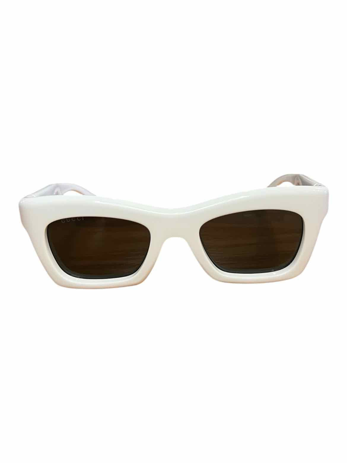 GUCCI White sunglasses
