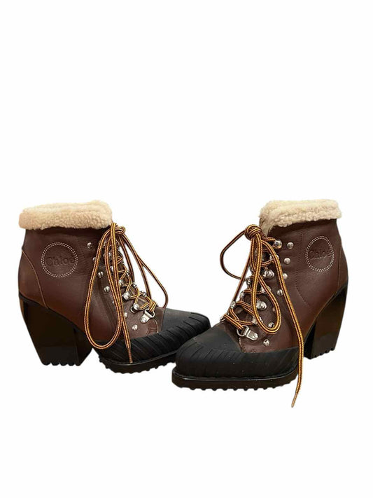 CHLOE Size 35 BROWN BOOT