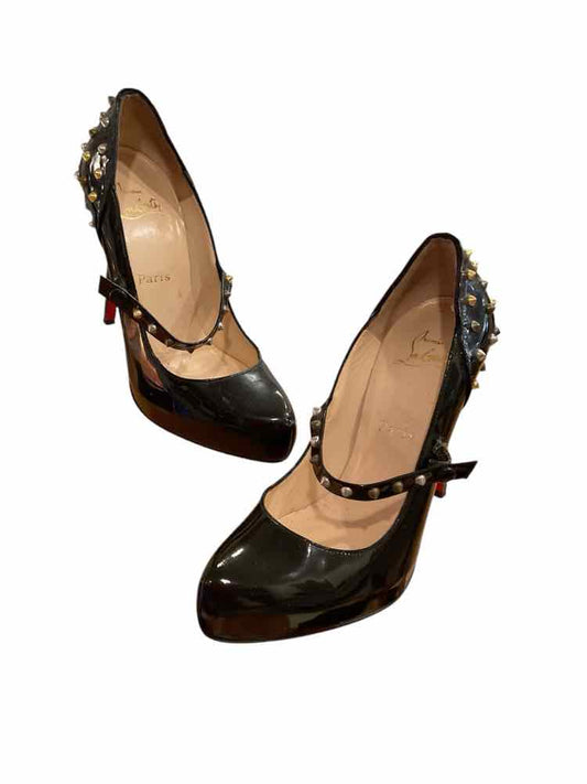 Christian Louboutin Size 40.5 black patent Shoes