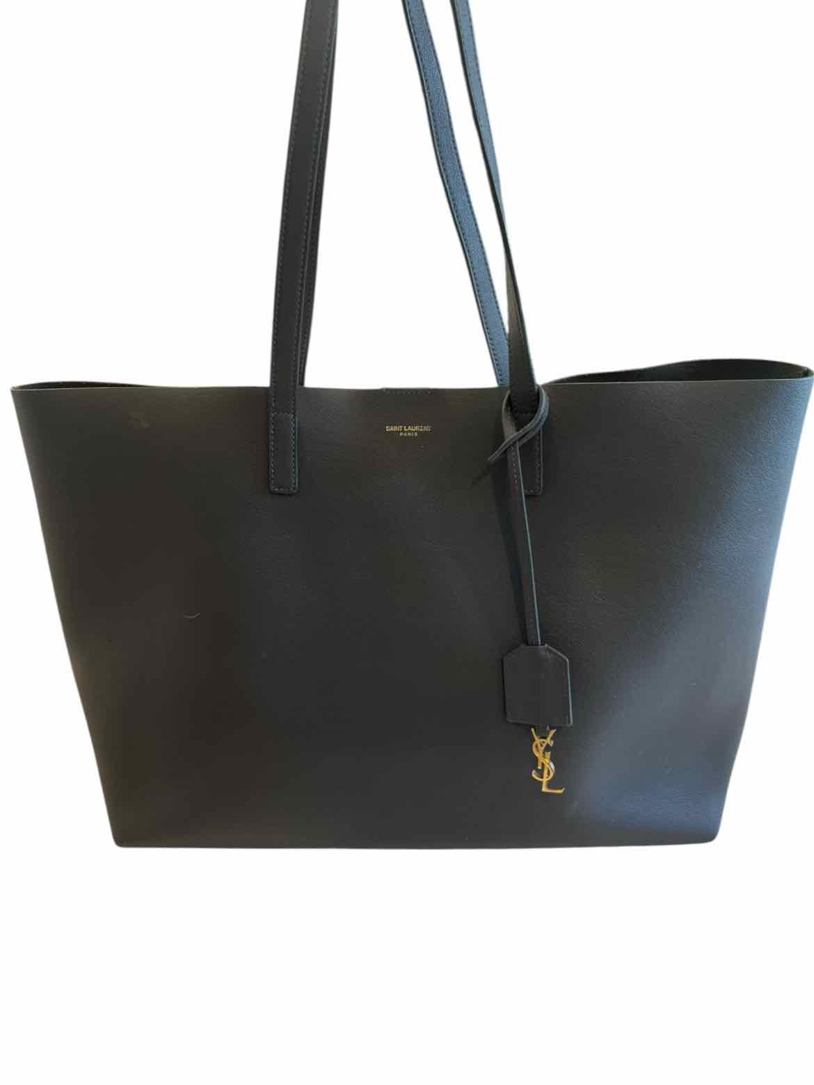 Saint Laurent Size Large Storm Purse
