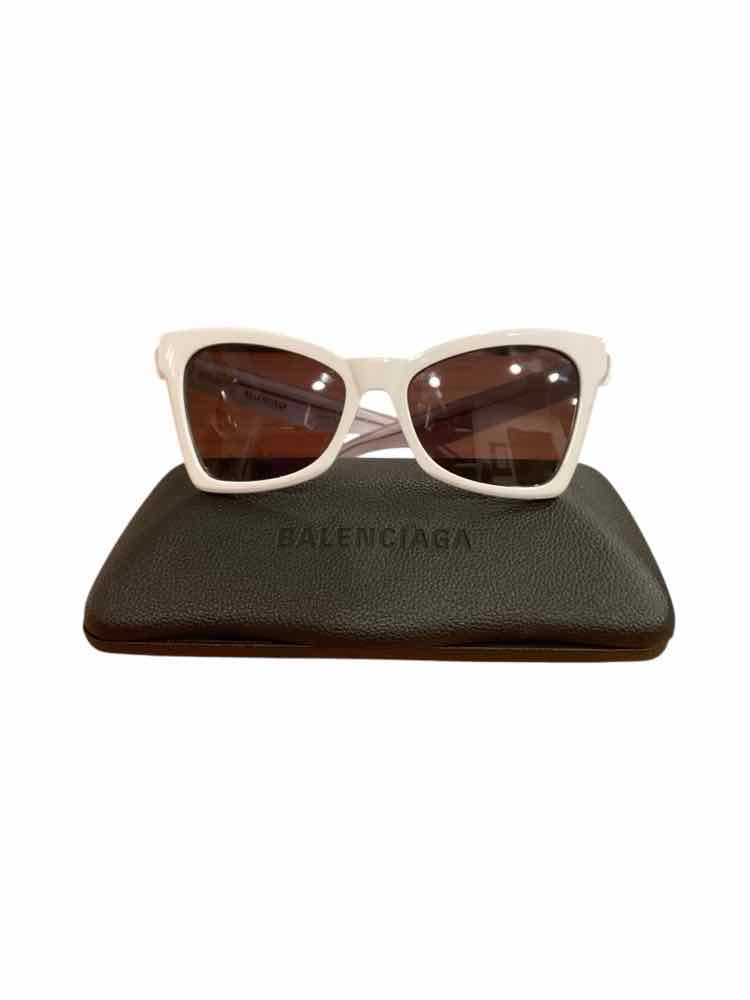 BALENCIAGA White sunglasses