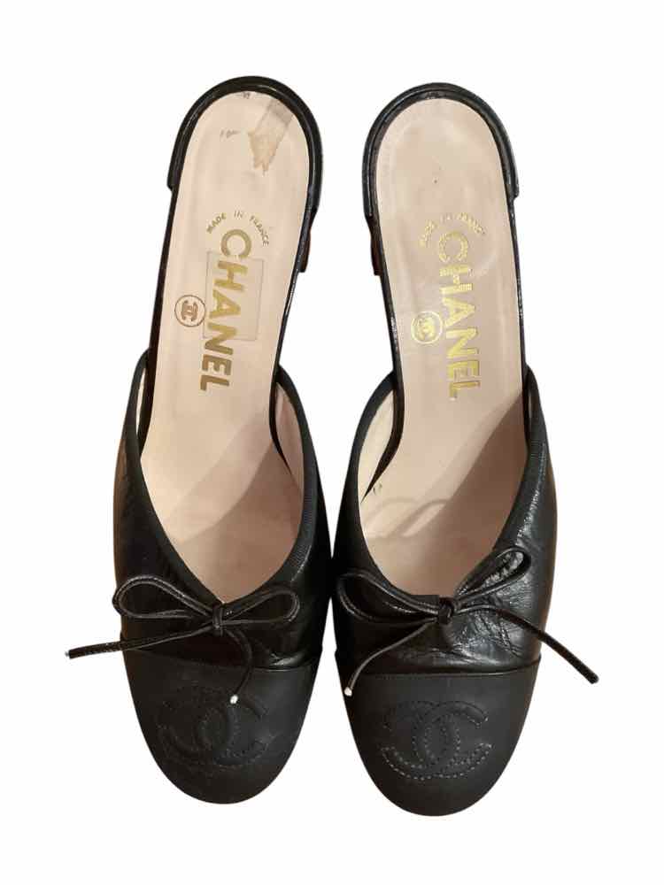 Chanel Size 38.5 Black Shoes