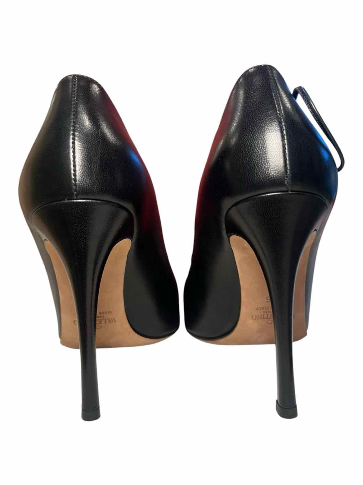 Valentino Size 36 Black Shoes