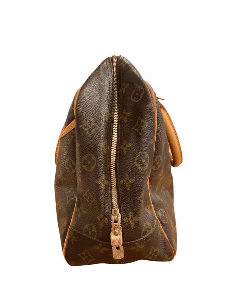 Louis Vuitton Size Large Monogram Deauville Purse