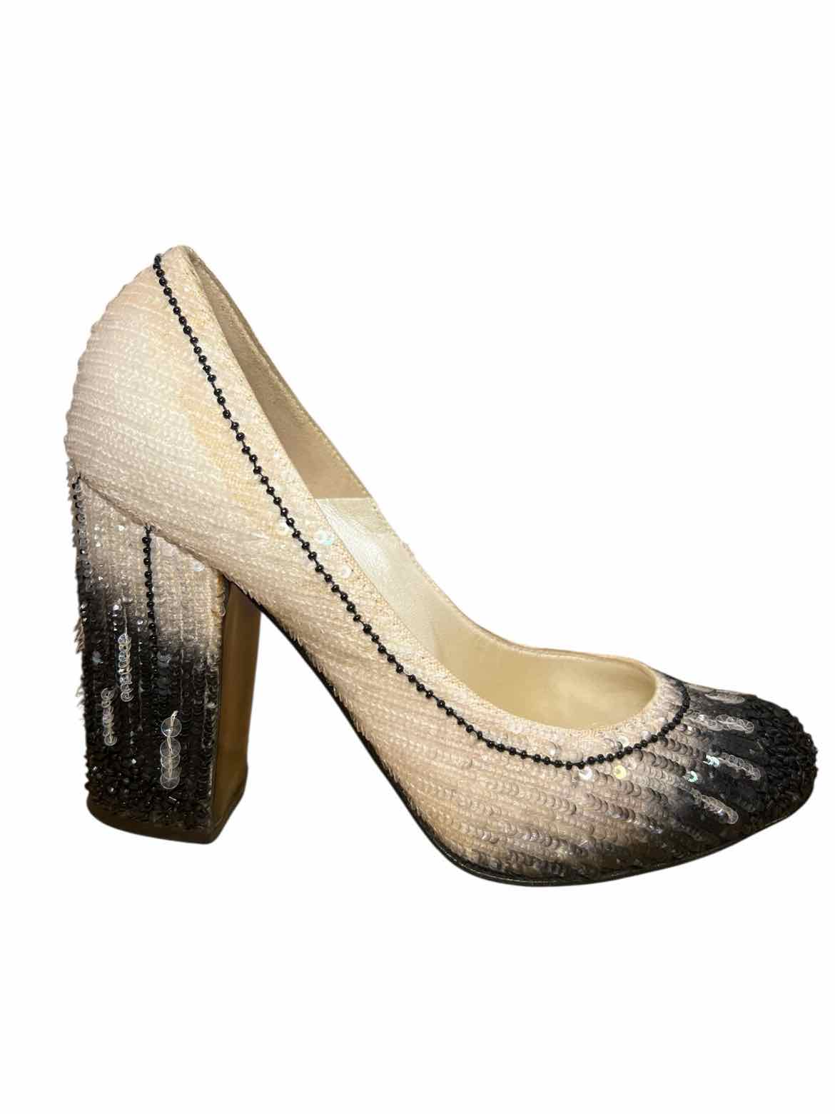 Chanel Size 38 Black/White Shoes