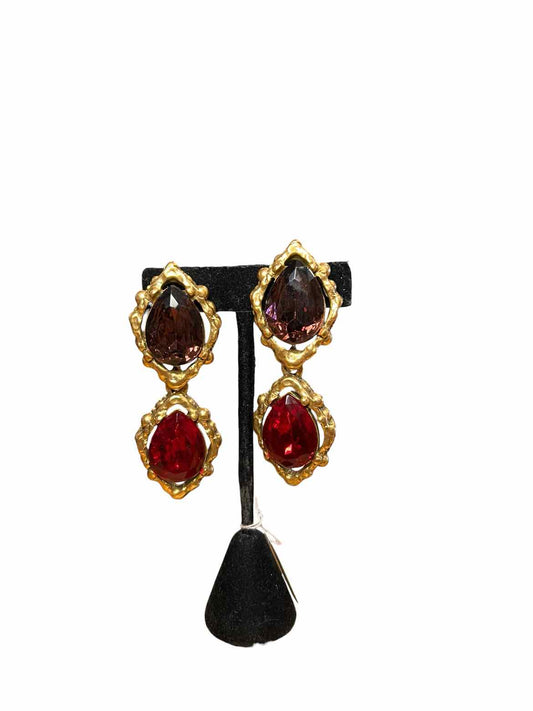 Oscar de la Renta Size Long PURP/RED Earrings