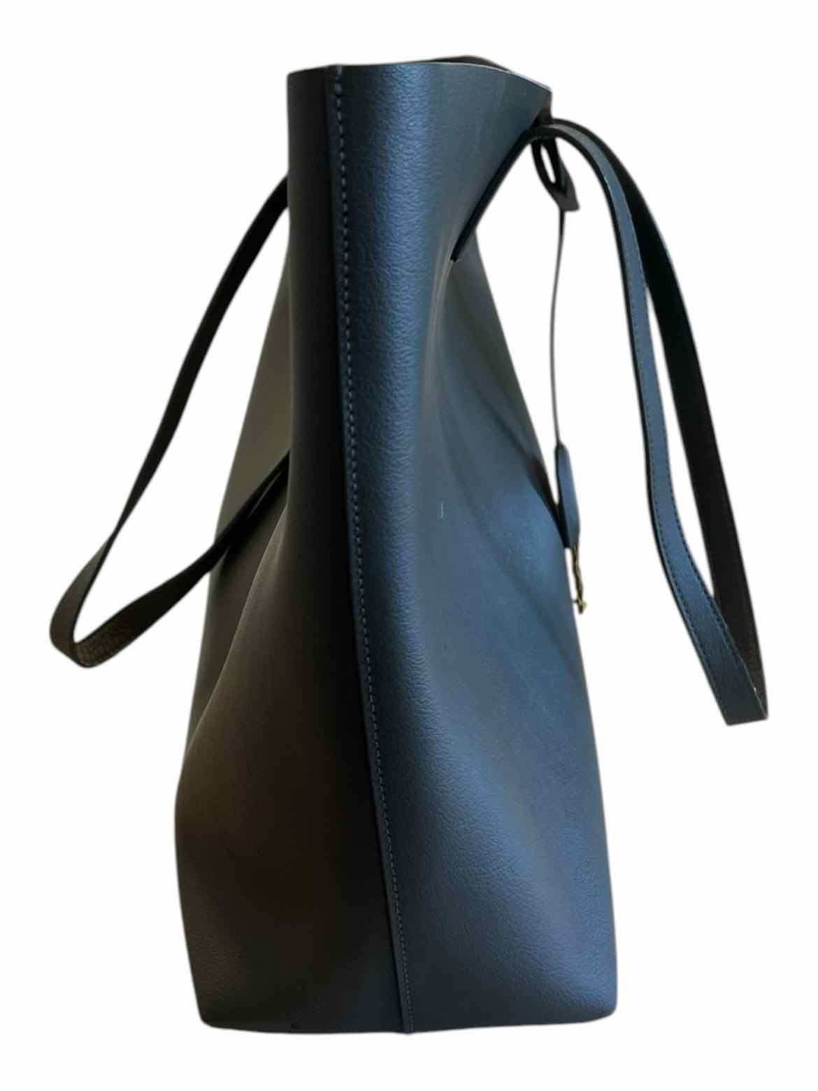 Saint Laurent Size Large Storm Purse