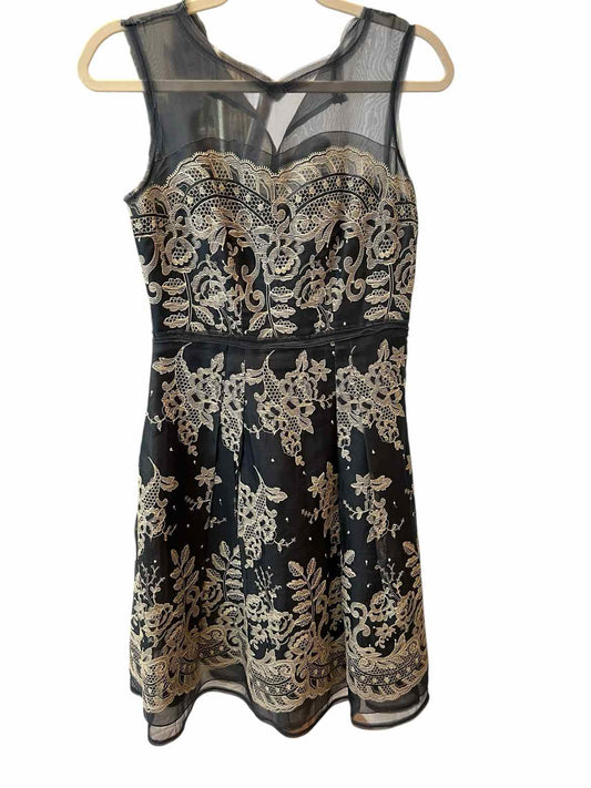 CAROLINA HERRERA Size 2 grey/white Cocktail