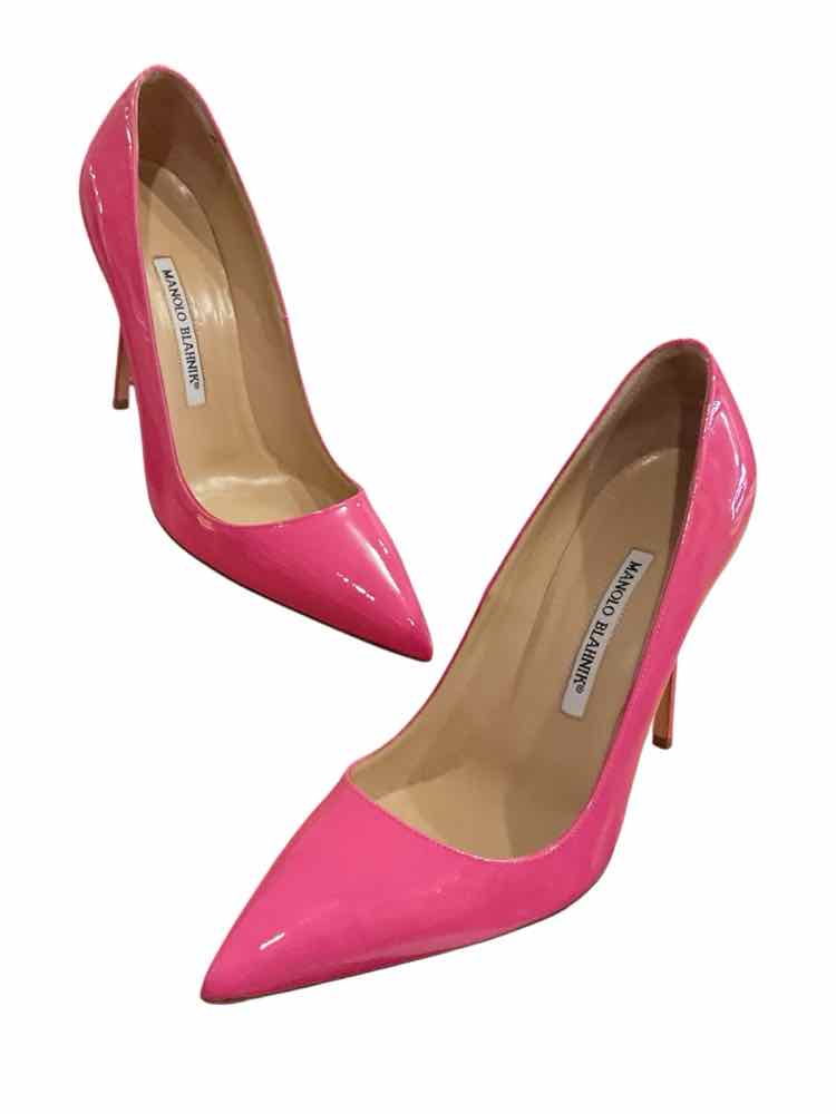 Manolo Blahnik Size 38.5 lipstick Shoes