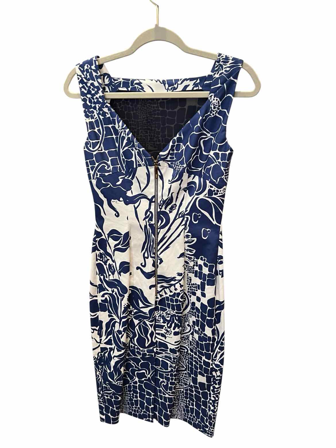 Emilio Pucci Size 8 BL/WH Dress