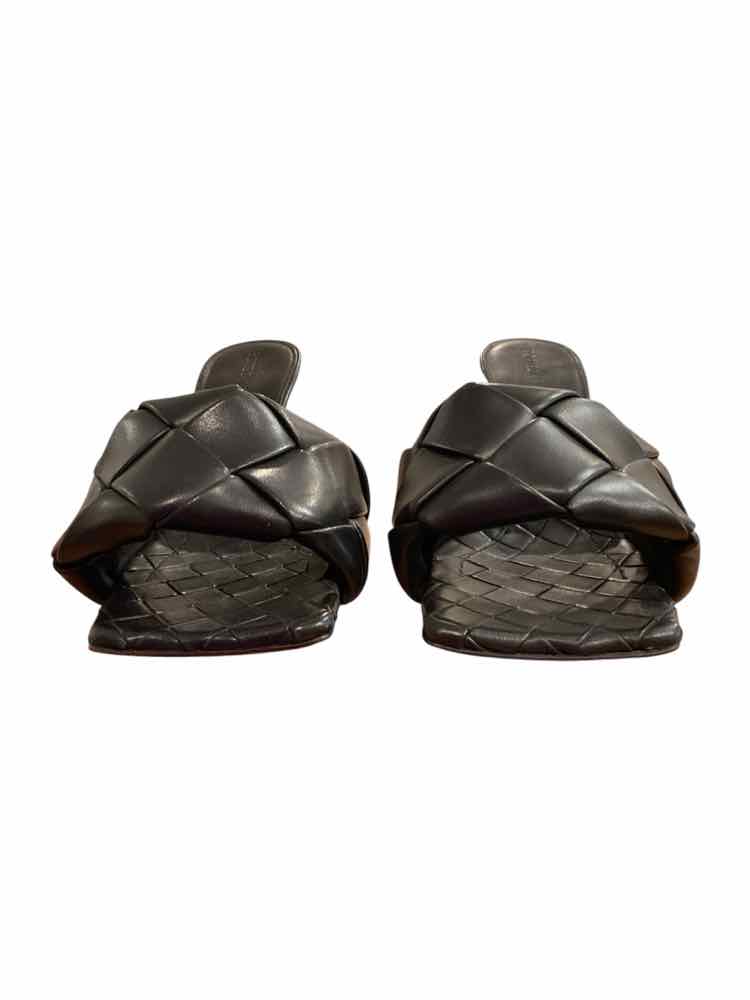 Bottega Veneta Size 36.5 Black Shoes