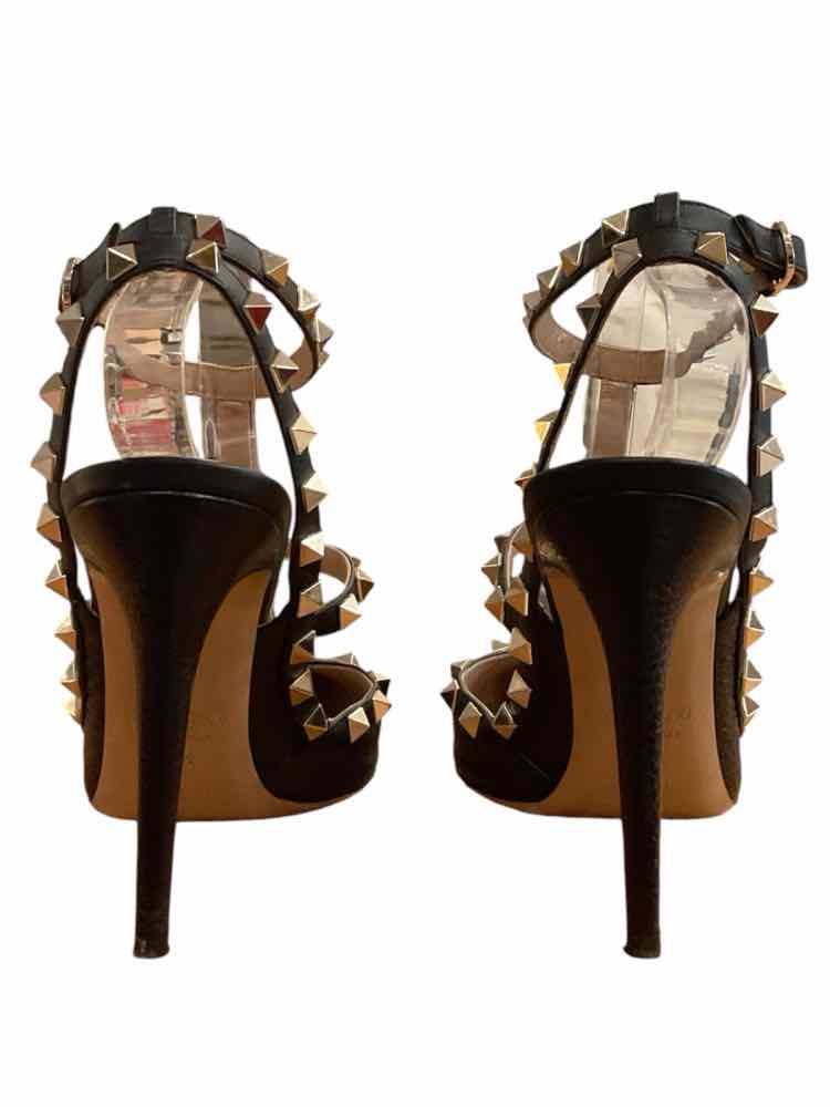 Valentino Size 38.5 black/gold Shoes