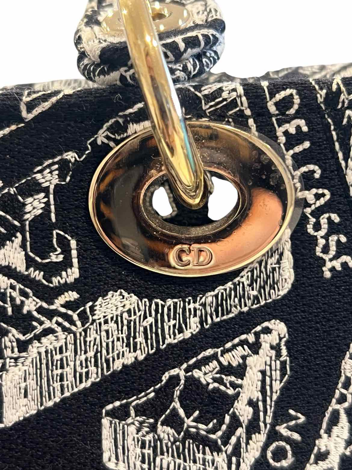 CHRISTIAN DIOR Size Medium Black/White Purse