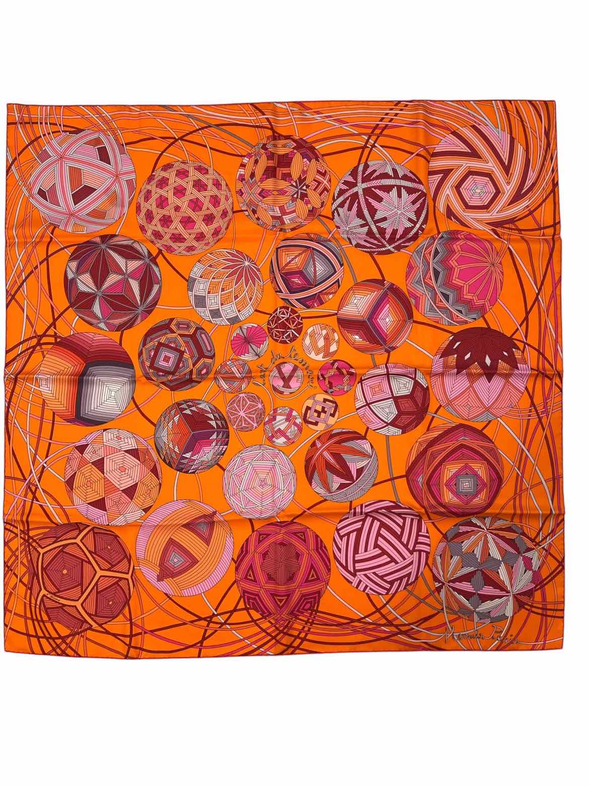 Hermes Size 90 orange/pink Scarf